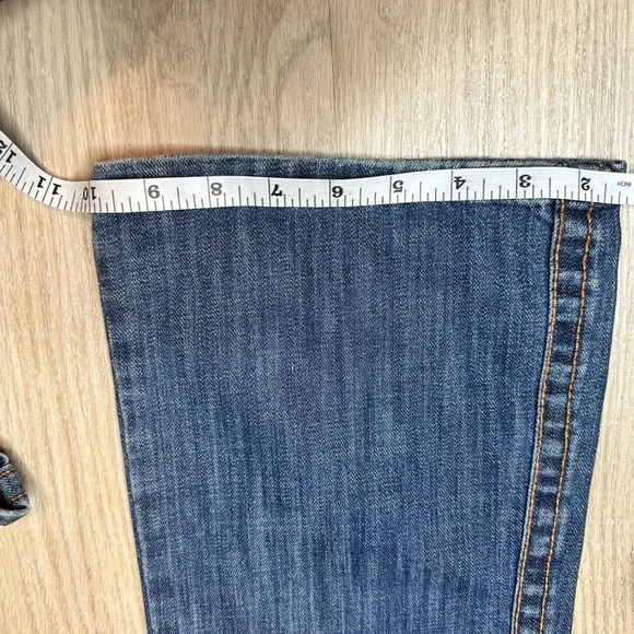 Frankie B Jeans Make Love Not War. - Picture 7 of 9